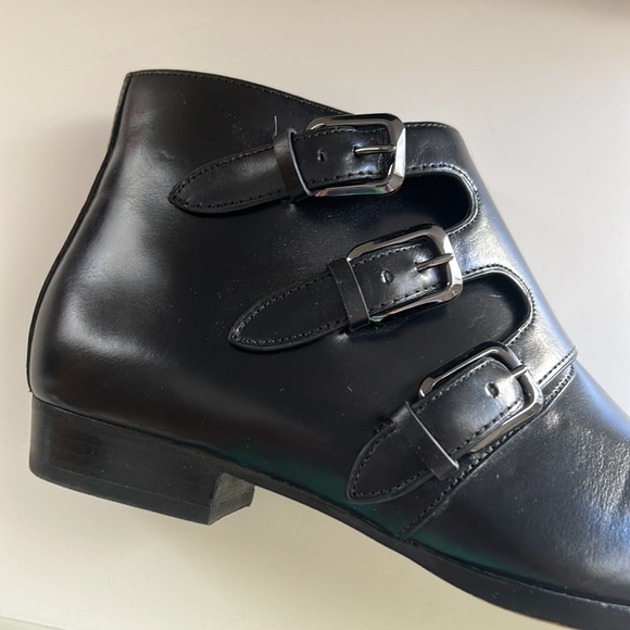 Michael Kors Prudence Leather Ankle Boot - Picture 2 of 3